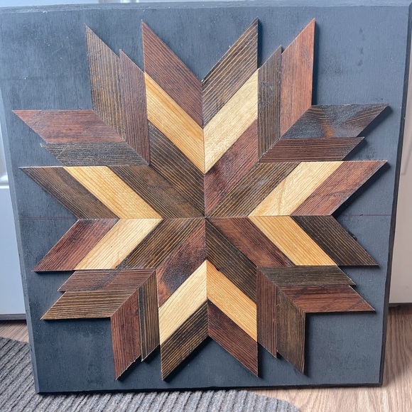 HAND CRAFTED REAL WOOD 19 x 19 WALL ART. - Picture 2 of 4